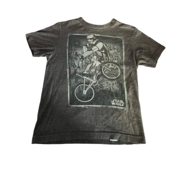 Old Navy Star Wars Collectible T-shirt - Picture 1 of 6